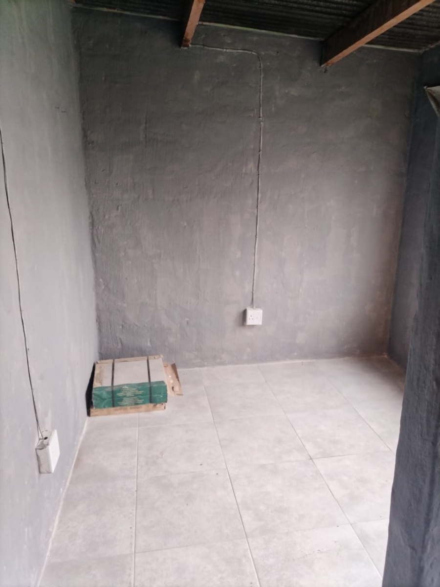 1 Bedroom Property for Sale in Mbekweni Eastern Cape